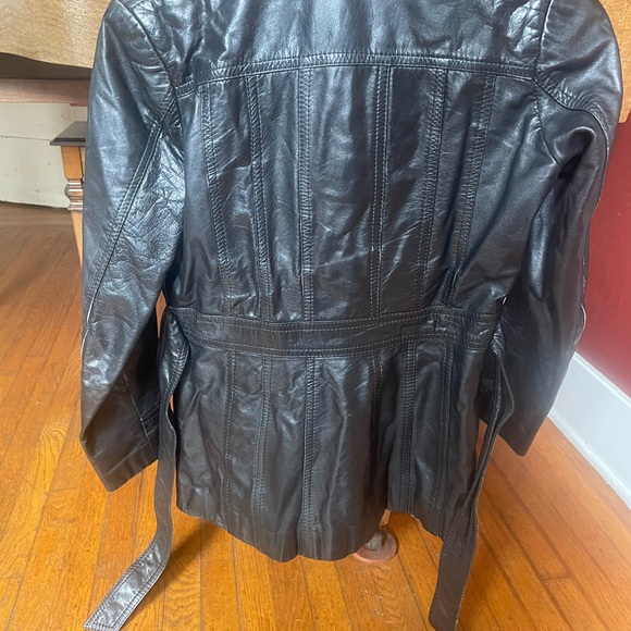 Vintage leather jacket with attached belt. In great shape. - Picture 3 of 3